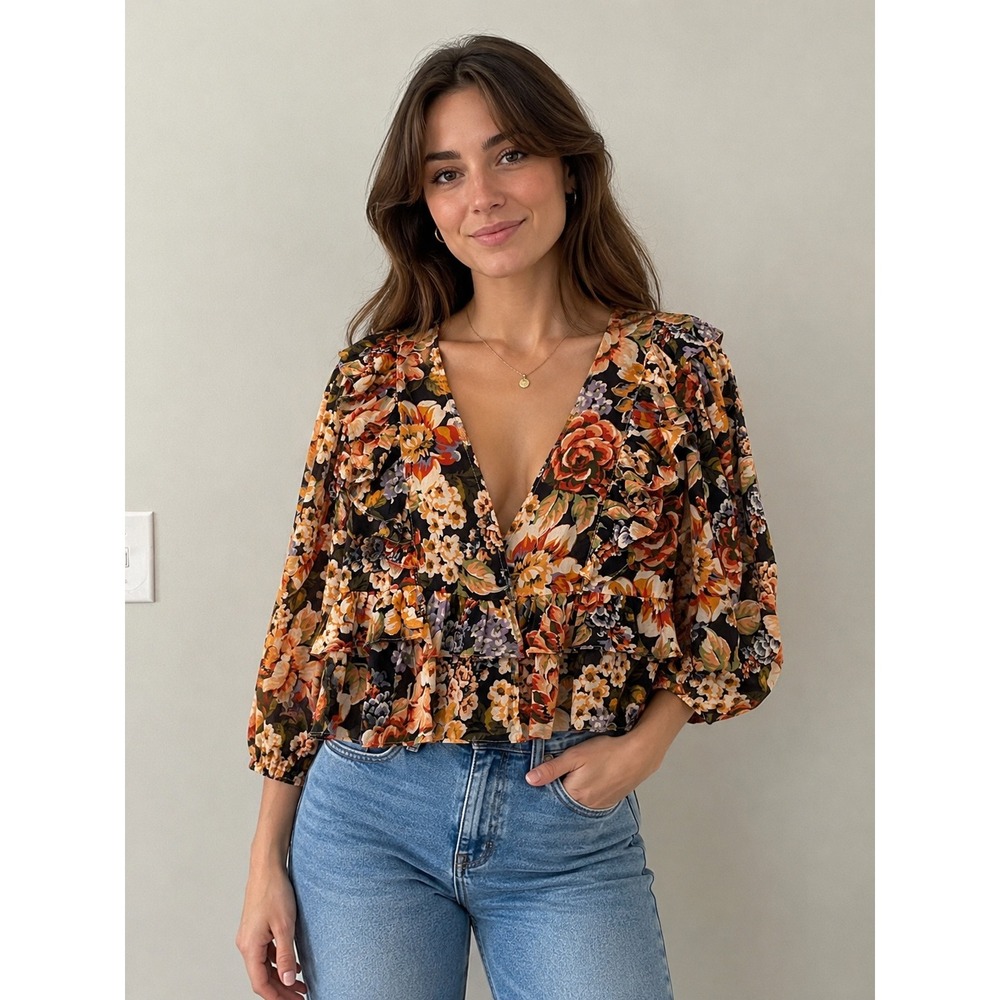 Olivaceous Floral V-Neck Ruffle Crop Top Womens M Boho Puff Sleeve